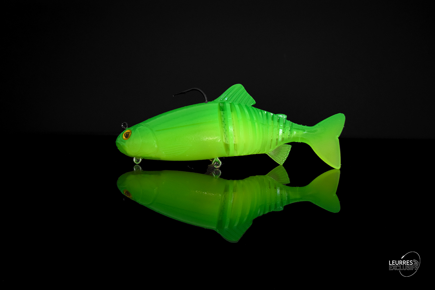 JOINTED REPLICANT - ULTRA UV